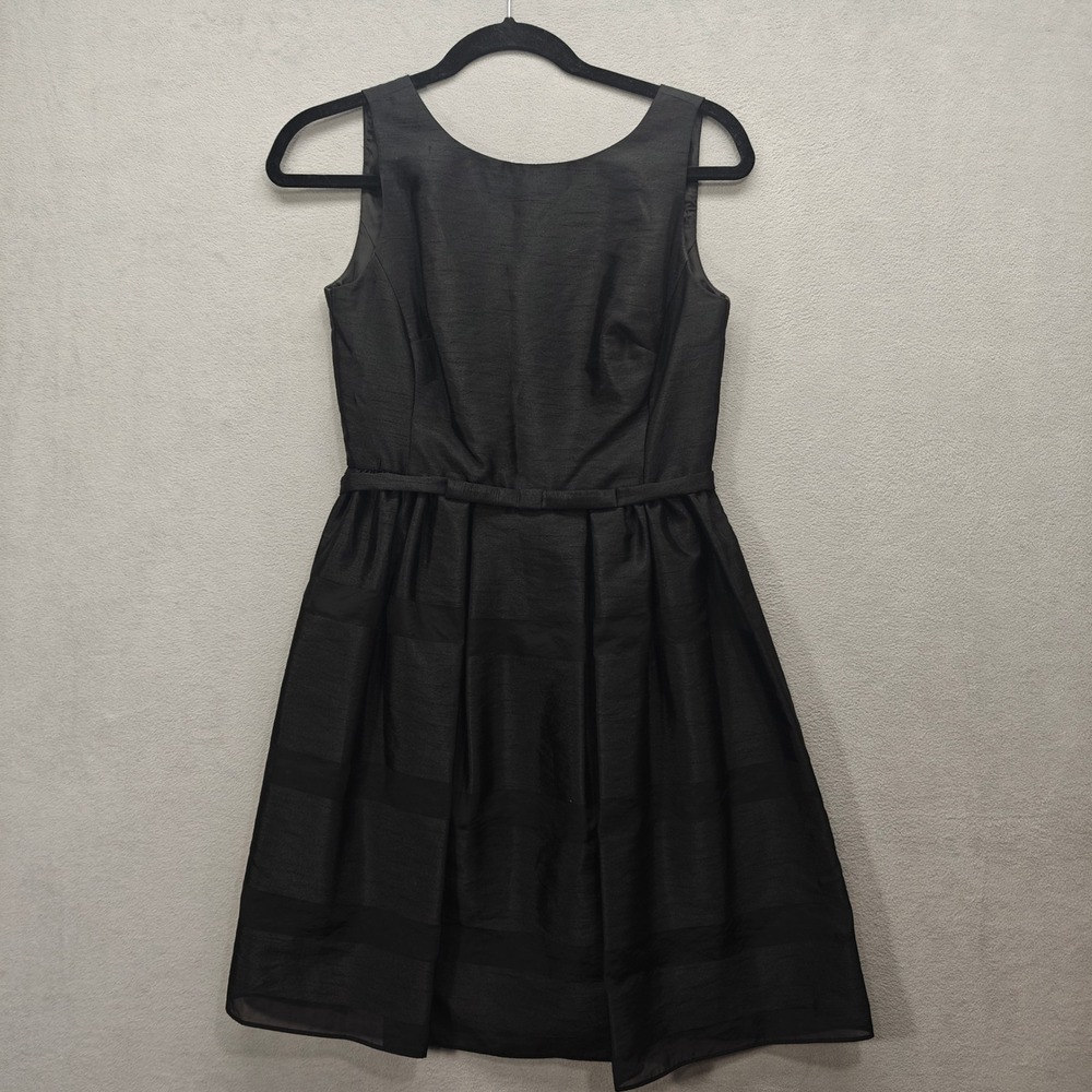 Taylor Petite Dress Women Size 2P Fit Flare Wedding Guest Cocktail Party LBD